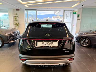 Hyundai Tucson aut. Exellence LOUNGE E PREM PACK Nero usata Nola