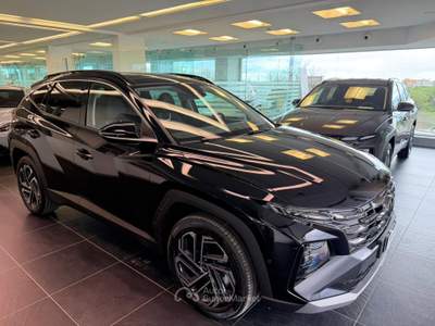 Hyundai Tucson aut. Exellence LOUNGE E PREM PACK Nero usata Nola