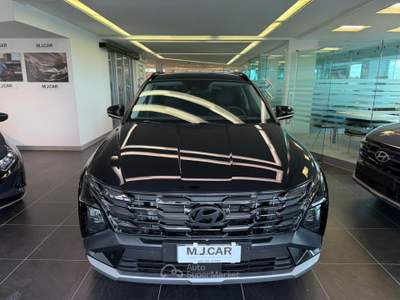 Hyundai Tucson aut. Exellence LOUNGE E PREM PACK Nero usata Nola