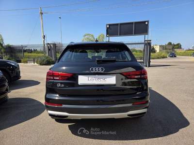 Audi Q3 35 TDI  S tronic Business Advanced Nero usata Taranto