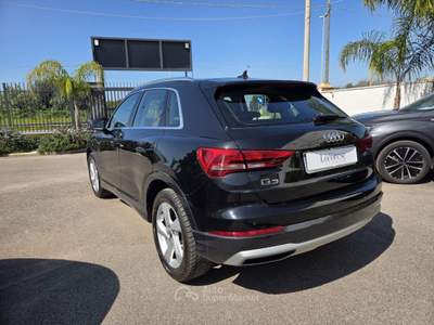 Audi Q3 35 TDI  S tronic Business Advanced Nero usata Taranto