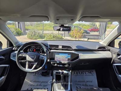Audi Q3 35 TDI  S tronic Business Advanced Nero usata Taranto