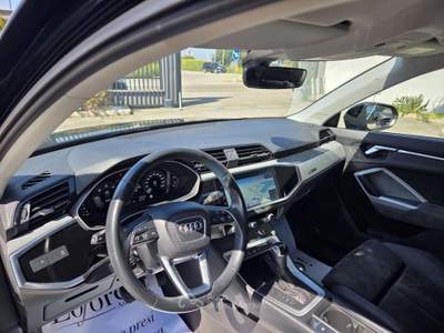 Audi Q3 35 TDI  S tronic Business Advanced Nero usata Taranto