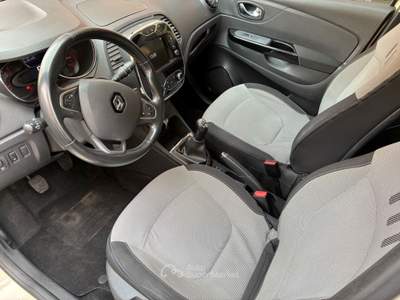 Renault Captur 1.5 dci Intens (energy r-link) 90cv EURO6 Beige usata Genova