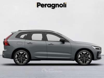 Volvo XC60 T6 Plug-in hybrid AWD automatico Plus Dark Grigio usata Firenze
