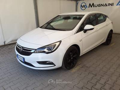 Opel Astra 1.4 Turbo 150cv 5 porte Innovation Bianco usata Firenze