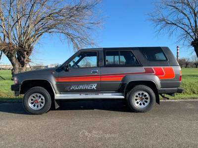Toyota Land Cruiser SURF 2.4 RE Grigio usata Parma