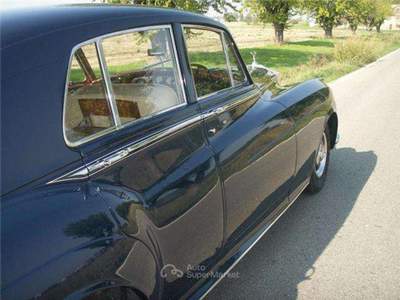 Rolls Royce Cloud Silver Cloud II Blu/Azzurro usata Parma
