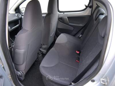Peugeot 107 1.0 68CV 5p. Sweet Years Argento usata Cologno Monzese