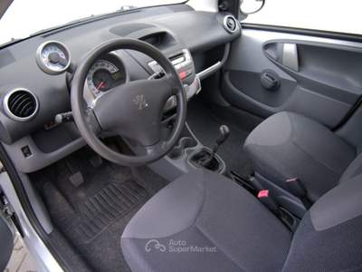 Peugeot 107 1.0 68CV 5p. Sweet Years Argento usata Cologno Monzese