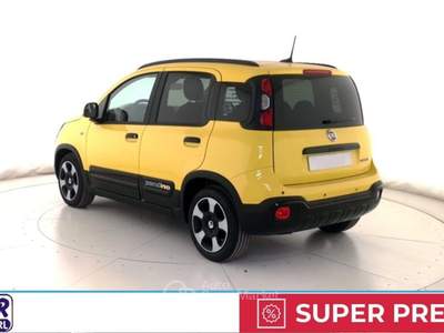 Fiat Pandina 1.0 FireFly 65 CV Hybrid Cross Giallo usata CASTELDACCIA