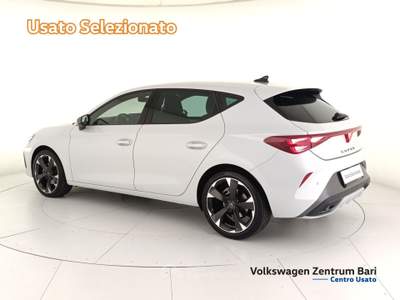 Cupra Leon 2.0 tdi 150cv dsg Bianco usata Bari