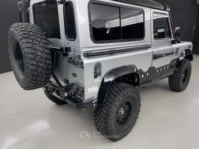 Land Rover Defender 2.5 td5 Argento usata Bianzone