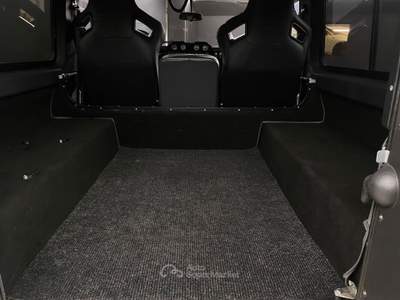 Land Rover Defender 2.5 td5 Argento usata Bianzone