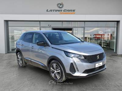 Peugeot 3008 1.5 bluehdi Allure Pack (N1) 130cv AUTOM e CarPlay usata Latina