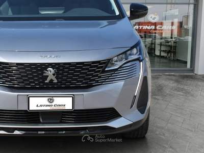 Peugeot 3008 1.5 bluehdi Allure Pack (N1) 130cv AUTOM e CarPlay usata Latina