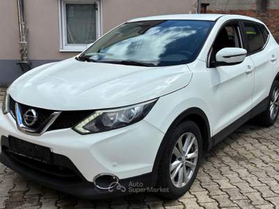 Nissan Qashqai Ideale per neopatentati Bianco usata La Loggia