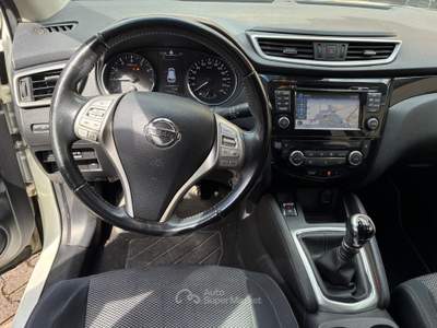 Nissan Qashqai Ideale per neopatentati Bianco usata La Loggia