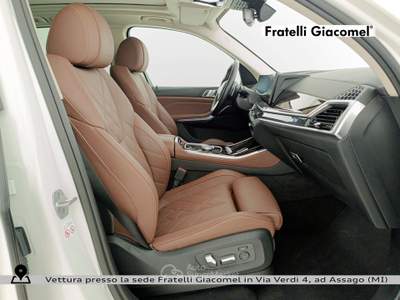 BMW X5 xdrive50e auto Bianco usata Assago
