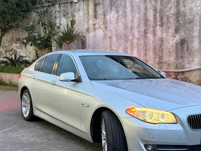 BMW Serie 5 520d Machina e perfetta usata Pignataro Maggiore