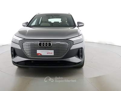 Audi Q4  -  45 business quattro 265cv Grigio usata Milano
