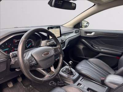 Ford Focus Focus SW 1.5 ecoblue Vignale 120cv Nero usata Gaglianico