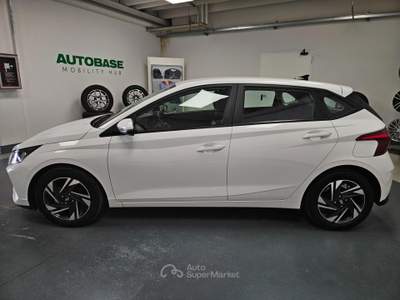 Hyundai i20 1.2 mpi Connectline Bianco usata Brescia
