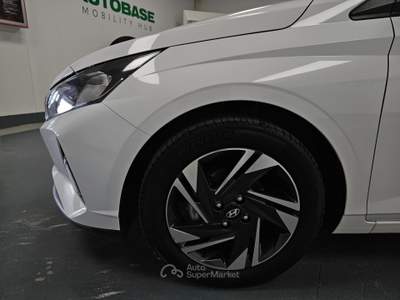 Hyundai i20 1.2 mpi Connectline Bianco usata Brescia