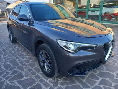 Alfa Romeo Stelvio 2.2 t Executive Q4 210cv auto Grigio usata Viadana