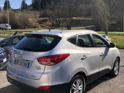 Hyundai ix35 2.0 CRDi 136CV 4WD Comfort Grigio usata Paluzza
