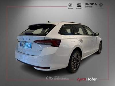 Skoda Octavia 2.0 TDI DSG Wagon Selection Camera DAB+ LED Navi Bianco usata Chiusa