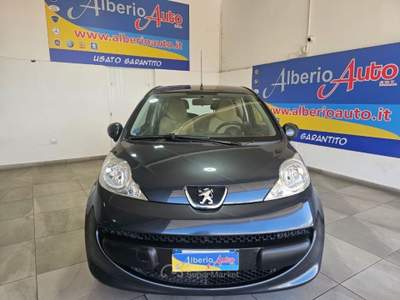 Peugeot 107 1.0 68CV 3p. Sweet Years 2Tronic *92.000 KM* Grigio usata ADRANO