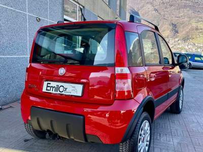 Fiat Panda 4x4 con GANCIO TRAINO ASPORTABILE Rosso usata Ardenno