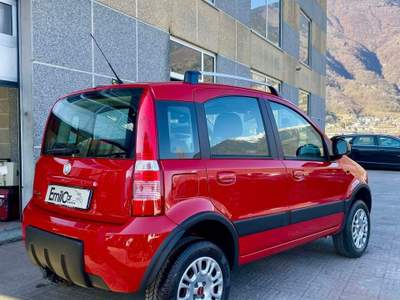 Fiat Panda 4x4 con GANCIO TRAINO ASPORTABILE Rosso usata Ardenno