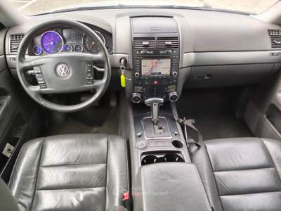 Volkswagen Touareg 2.5 R5 Tiptronic Exclusive Argento usata SAN MARTINO SICCOMARIO