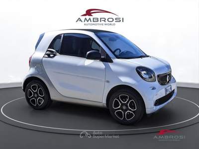 Smart ForTwo 70 1.0 Youngster Bianco usata Corciano