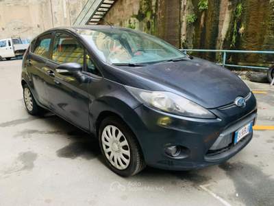 Ford Fiesta 1.2 82 CV 5 porte Titanium Grigio usata Genova