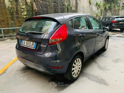Ford Fiesta 1.2 82 CV 5 porte Titanium Grigio usata Genova