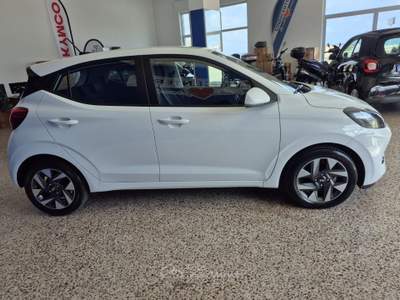 Hyundai i10 1.0 MPI AT Connectline Bianco usata Brolo