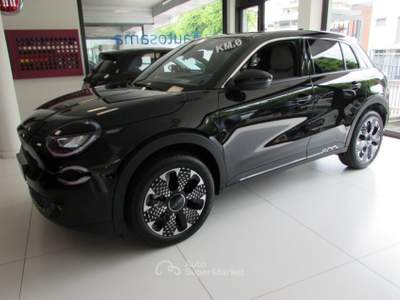Fiat 600 1.2 Hybrid 145 CV DCT MHEV La Prima KMZERO Nero usata Rho
