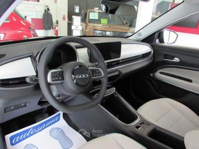 Fiat 600 1.2 Hybrid 145 CV DCT MHEV La Prima KMZERO Nero usata Rho
