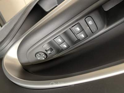 Jeep Avenger Summit 1.2 turbo e-hybrid 110cv c.auto-LEGGI SOTTO Grigio usata BRESCIA