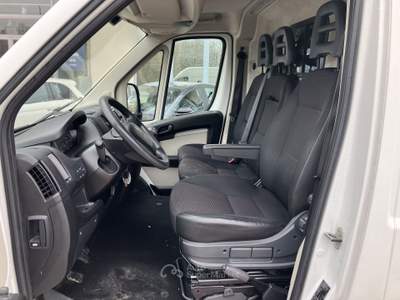 Peugeot Boxer 335 L2H2 2.0 BlueHDi 160cv Bianco usata Fornovo di Taro