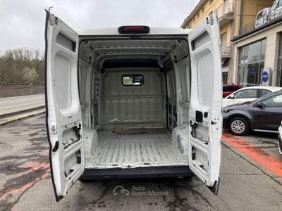 Peugeot Boxer 335 L2H2 2.0 BlueHDi 160cv Bianco usata Fornovo di Taro