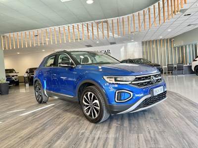 Volkswagen T-Roc 2.0 TDI SCR 150 CV DSG Advanced Full led Blu/Azzurro usata Foligno