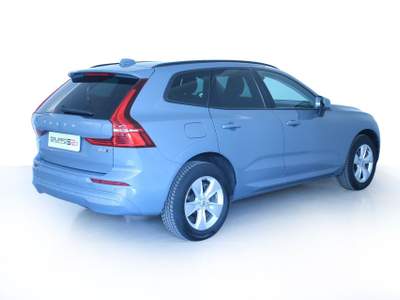Volvo XC60 B4 D AWD automatico Momentum Park Assist Camera/Fari LED/Cerchi 18'' Grigio usata Feltre