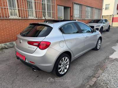 Alfa Romeo Giulietta 2.0 jtdm Super 175cv tct Grigio usata Cernusco sul Naviglio