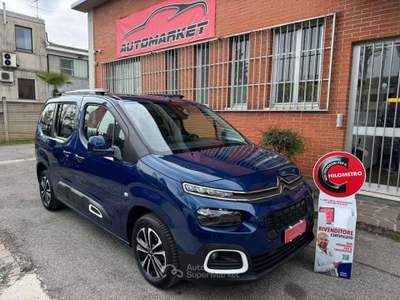 Citroen Berlingo 1.2 puretech 110cv Shine Blu/Azzurro usata Cernusco sul Naviglio
