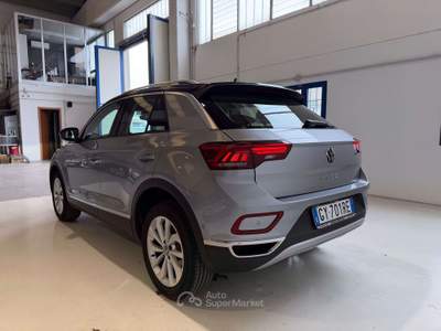 Volkswagen T-Roc T-Roc I 2022 1.0 tsi Style 115cv - PARI AL NUOVO Argento usata POMPIANO