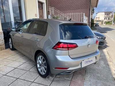 Volkswagen Golf 7.5 1.6 TDI 115CV BlueMotion Technology Executive Grigio usata COSOLETO